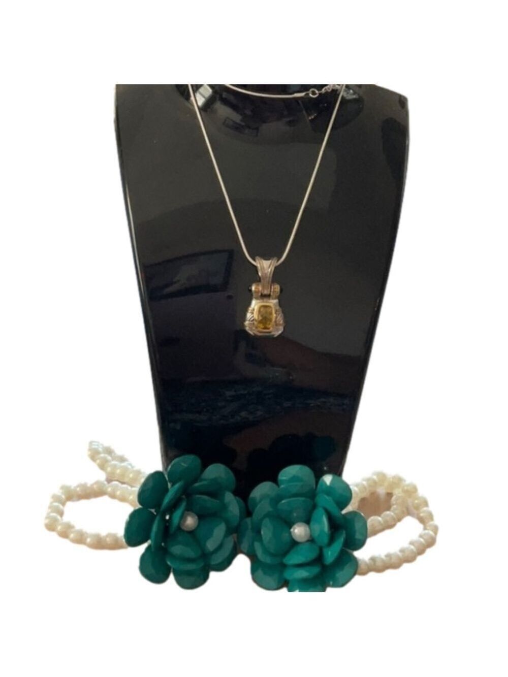 VINTAGE TWO-TONE CHARM WITH STONE ON A 20” STERLING SILVER SNAKE CHAIN